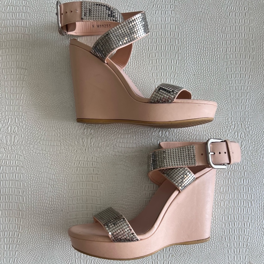 Stuart Weitzman Metal Mesh Platform Wedge Sandals - 7.5